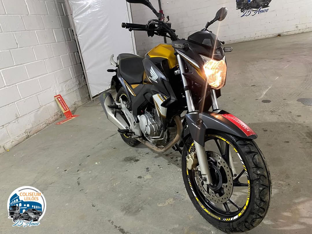 LOTE 002 - CB 250 F Twister ABS 2020