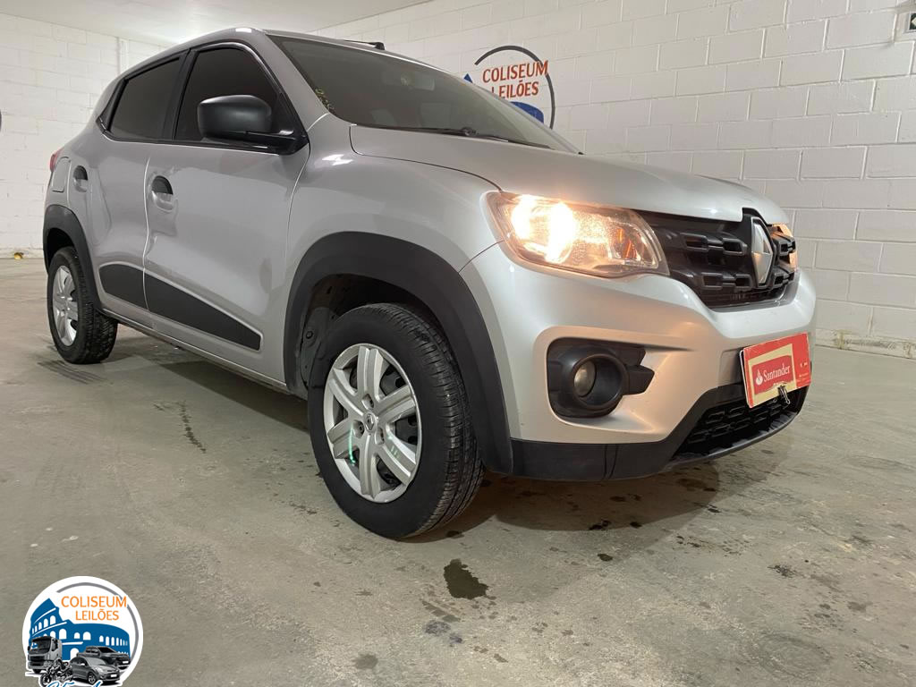 LOTE 013 - Kwid Zen 1.0 SCe 2021