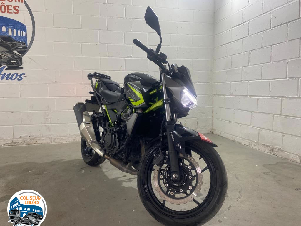 LOTE 011 -  KAWASAKI Z400 2020