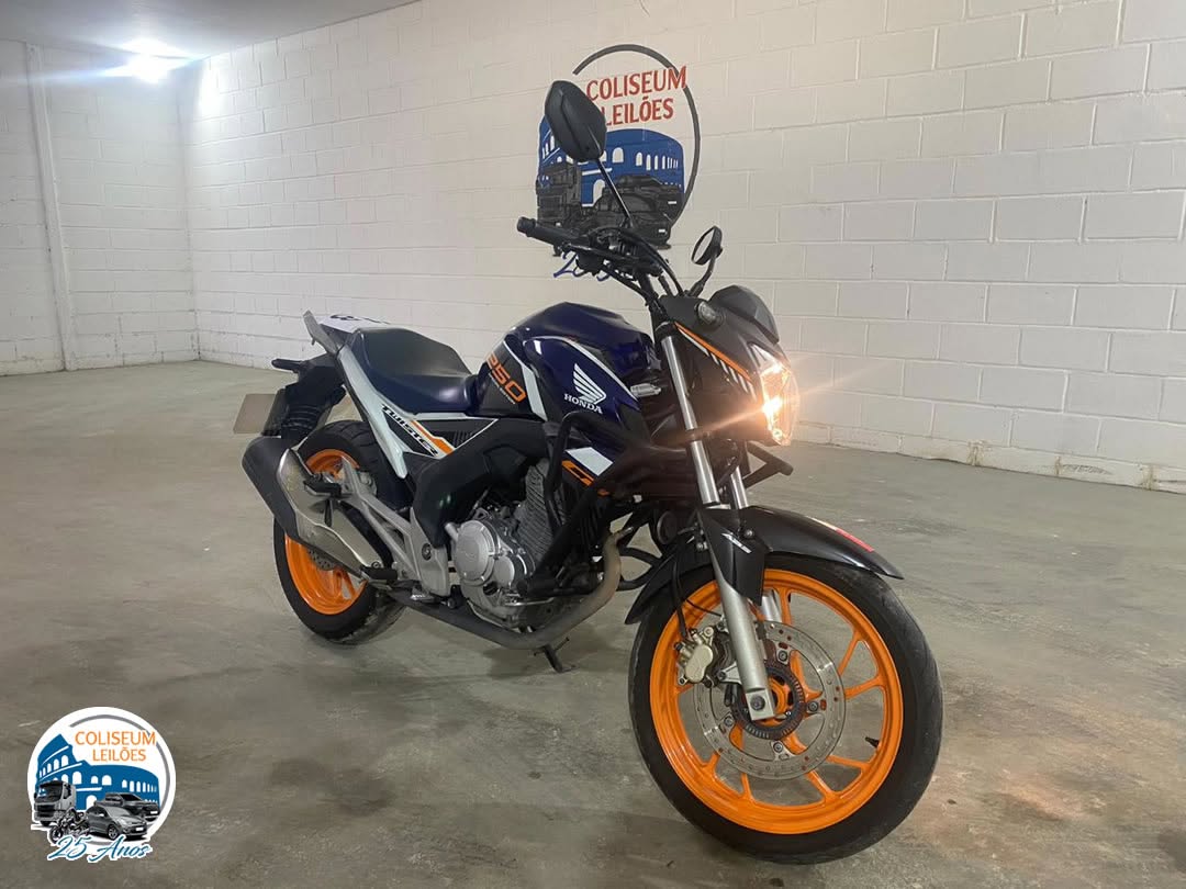 LOTE 006 -  CB 250 F Twister ABS Special Edition 2020