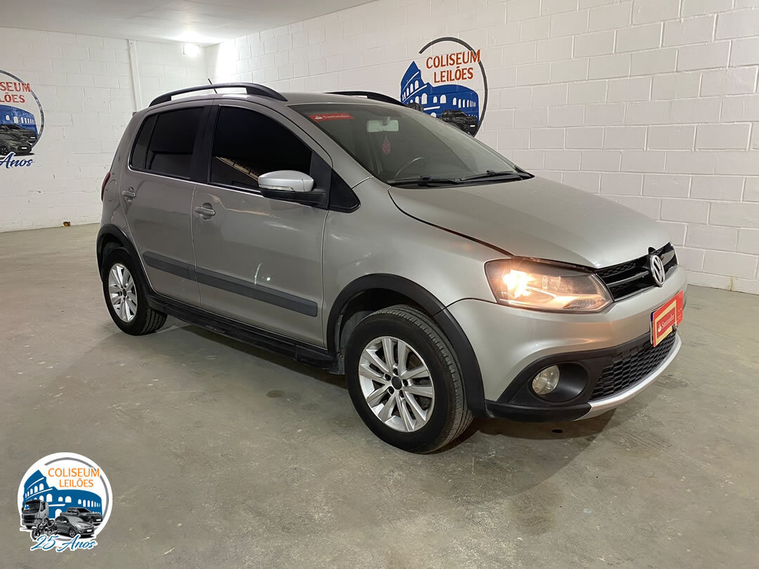 LOTE 008 - CrossFox 1.6 Total Flex 2014 