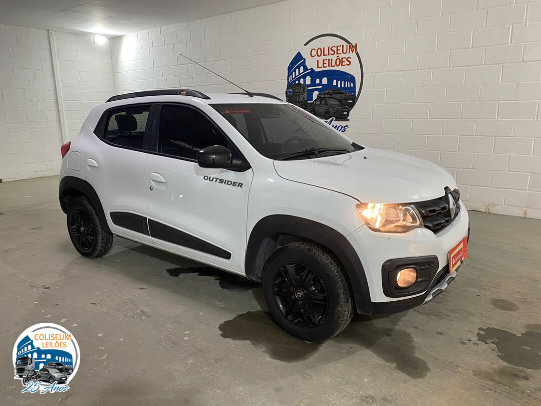 LOTE 021 - Kwid Outsider 1.0 SCe 2020