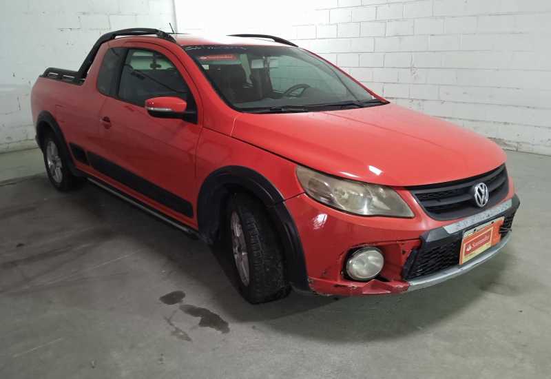 LOTE 035 - Saveiro CE Cross 1.6 Total Flex 2011