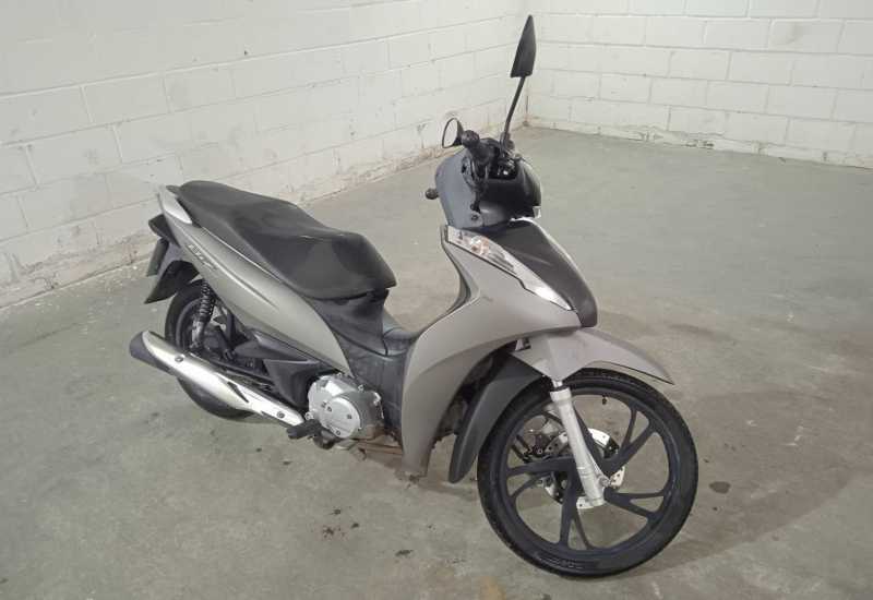 LOTE 010 - Biz 125 2023