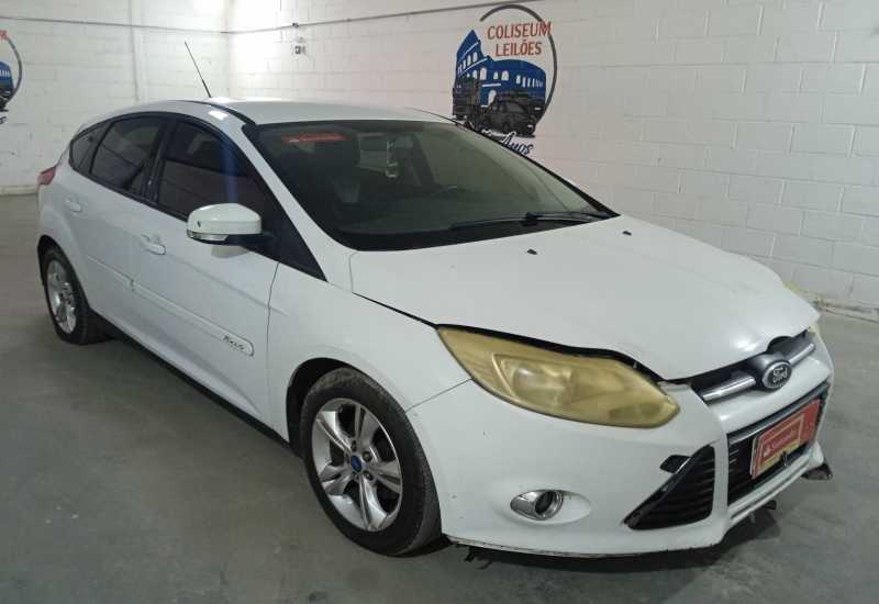 LOTE 013 - Focus SE PowerShift 1.6 16V Ti-VCT 2015