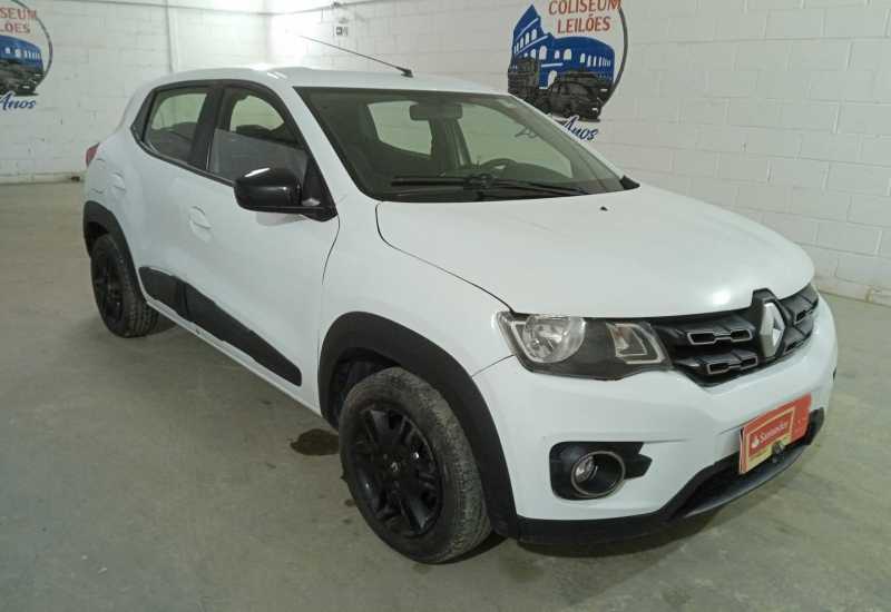 LOTE 020 - Kwid Intense 1.0 SCe 2022