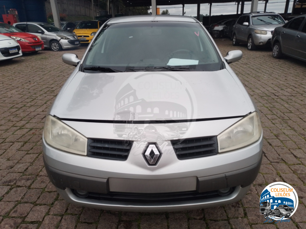 LOTE 004 - MEGANE SD DYN 16 FLEX 2009