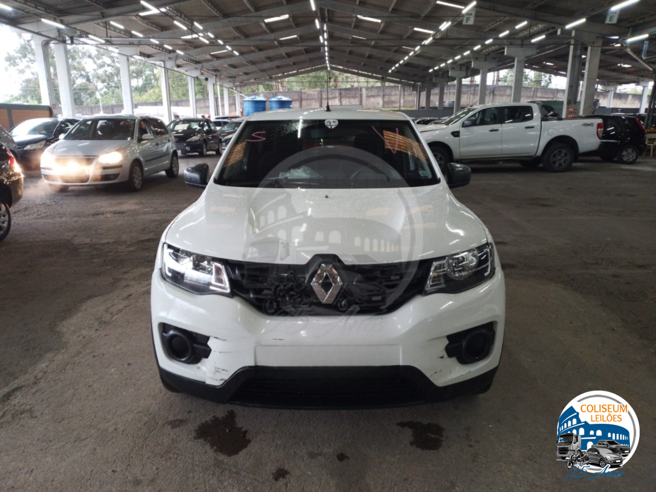 LOTE 040 - KWID ZEN 10 MT FLEX 2020