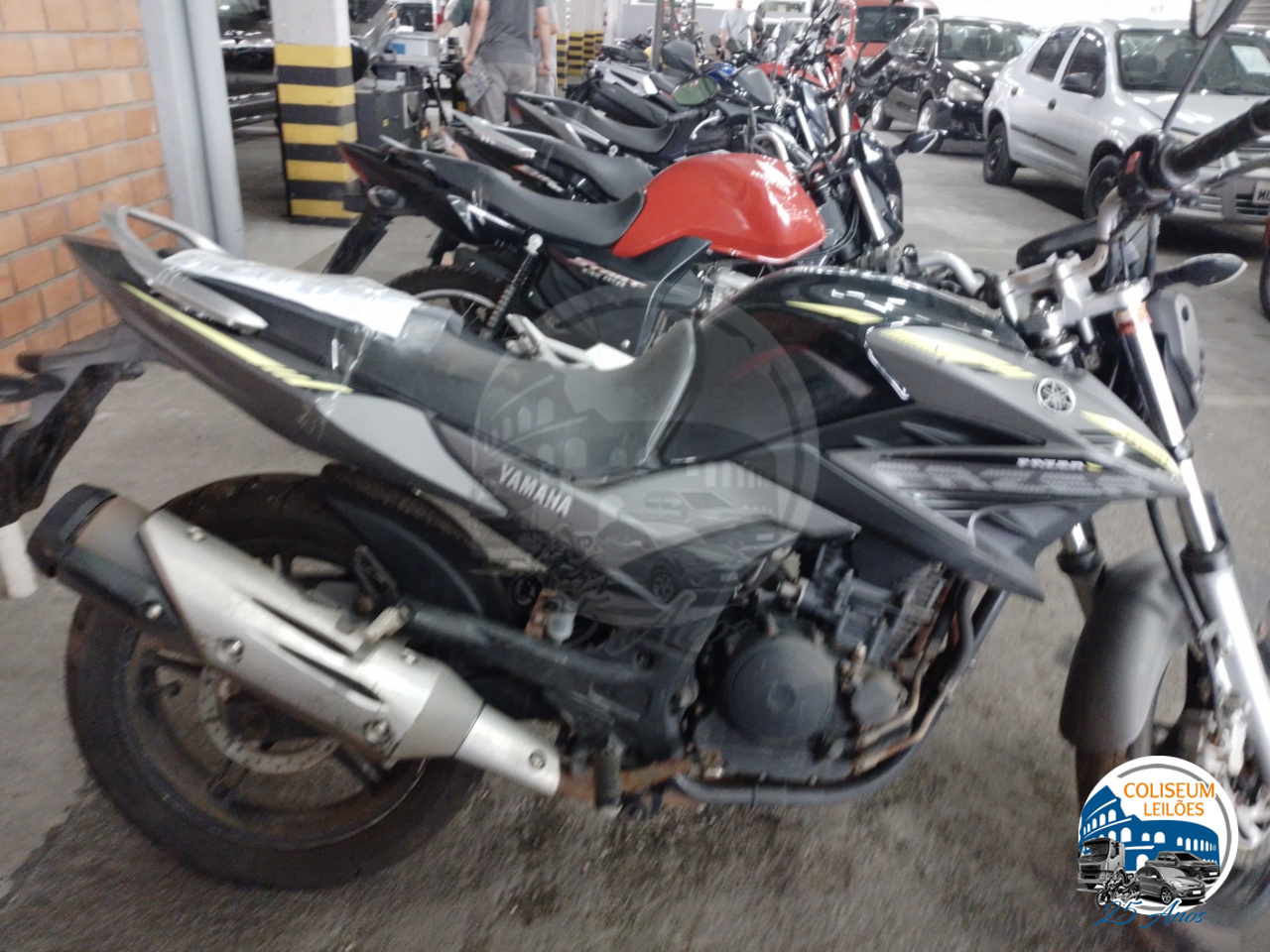 LOTE 001 - FAZER 250 BLUEFLEX 2016